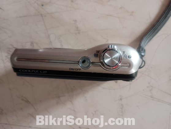 Nikon Coolpix L27 Digital Camera